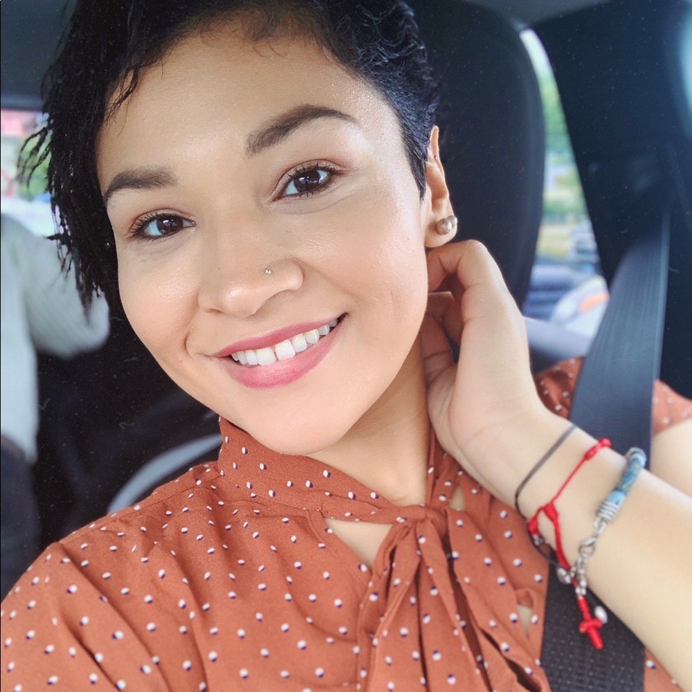 Meet your Posher, Jasmine